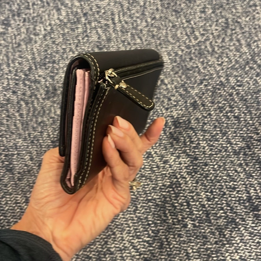 Coach Black Ladies Leather Wallet with Pink Trim EUC - Picture 10 of 12